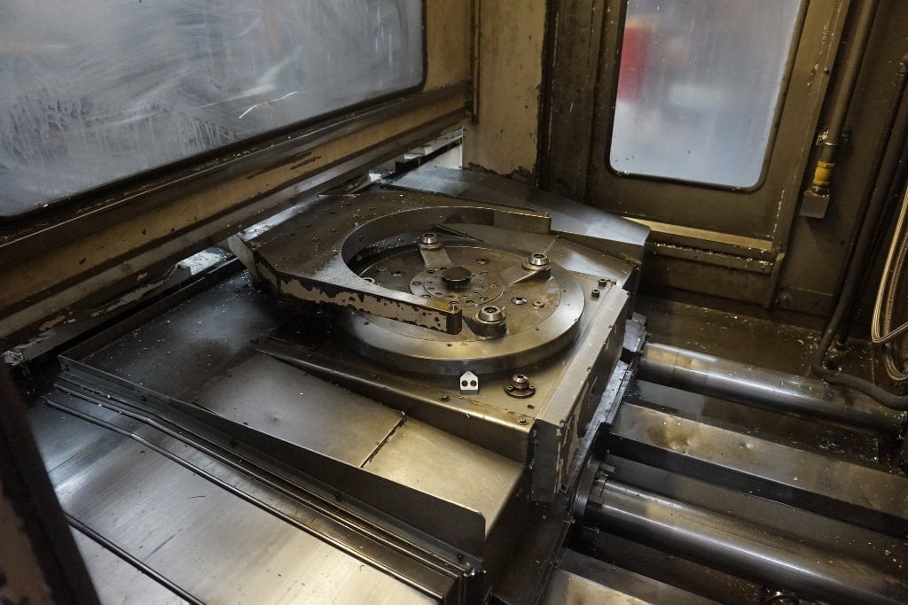 MAKINO MC65 Multi Pallet  1983